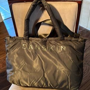 Danskin bag
